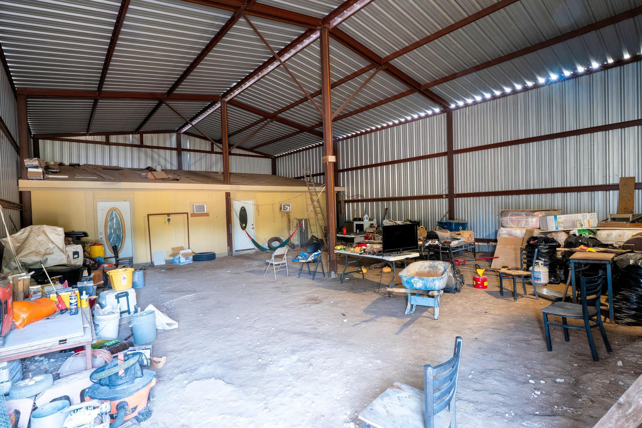 160 McVay Ln, Elgin, TX 78621