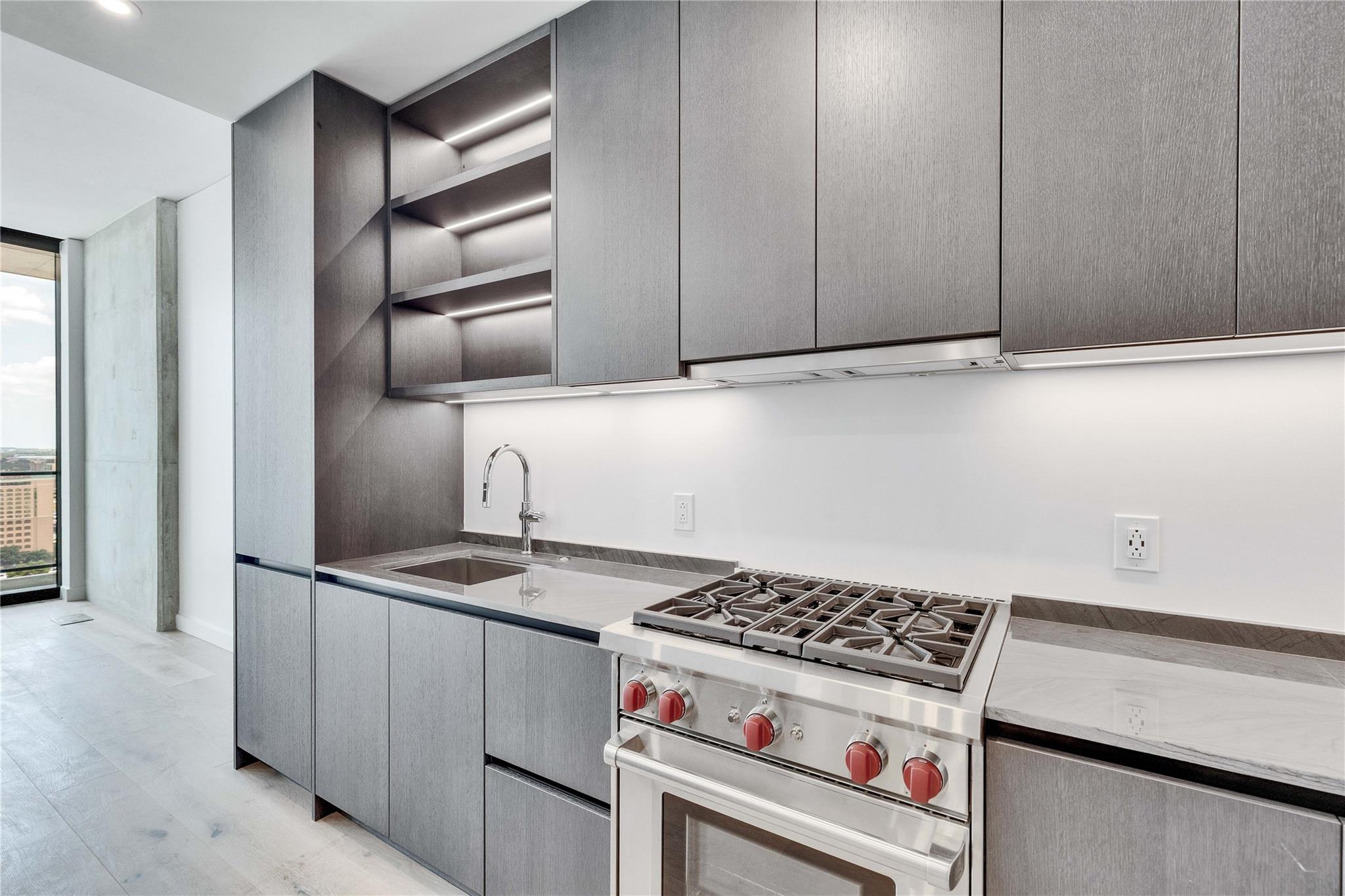 610 Davis St # 2311, Austin, TX 78701