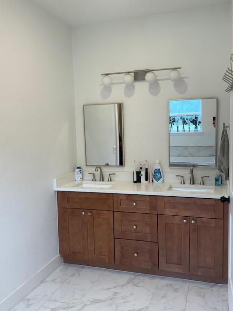 305 Goertz Dr, Red Rock, TX 78662