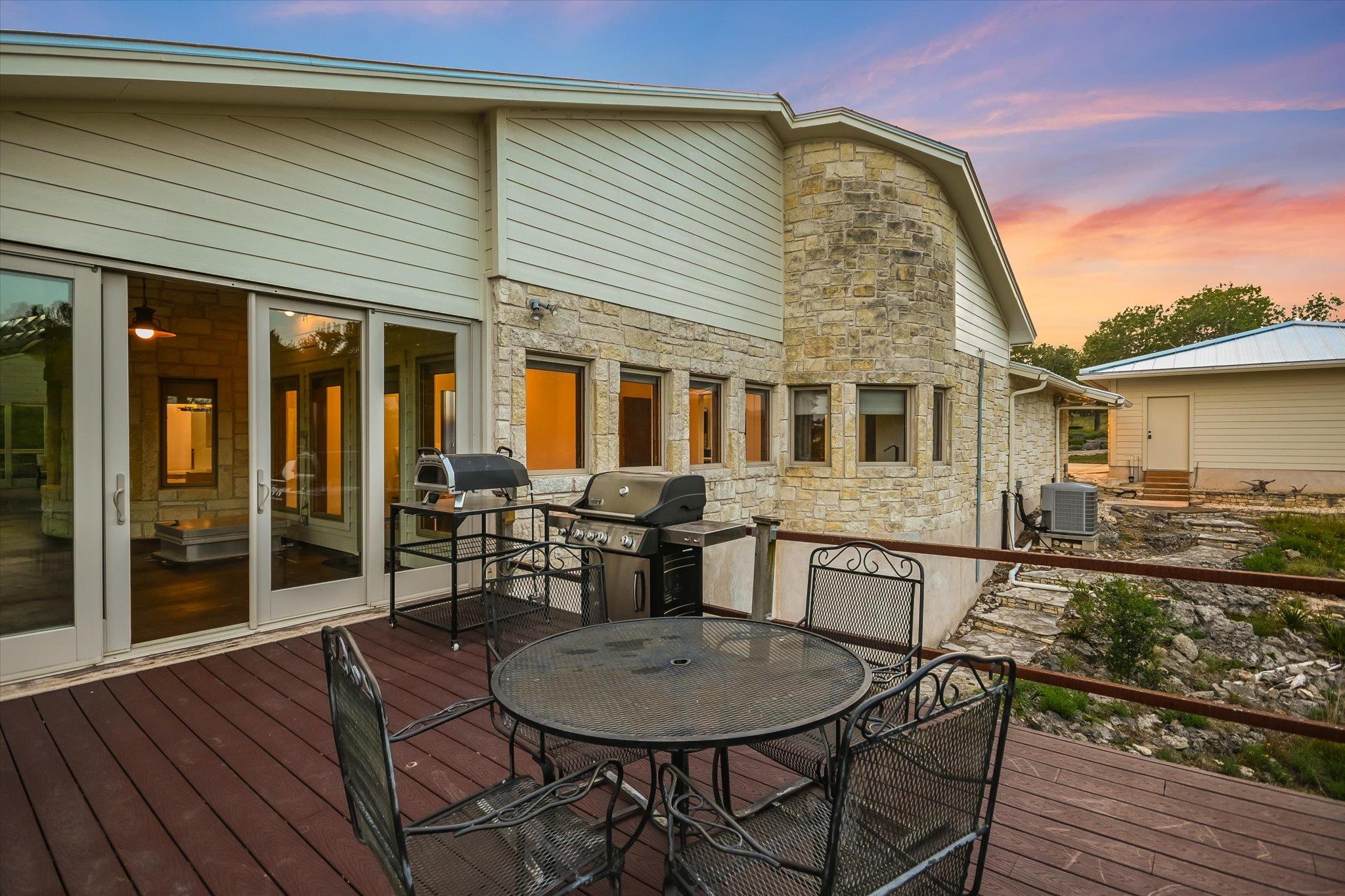 1124 RIVER MOUNTAIN Rd, Wimberley, TX 78676