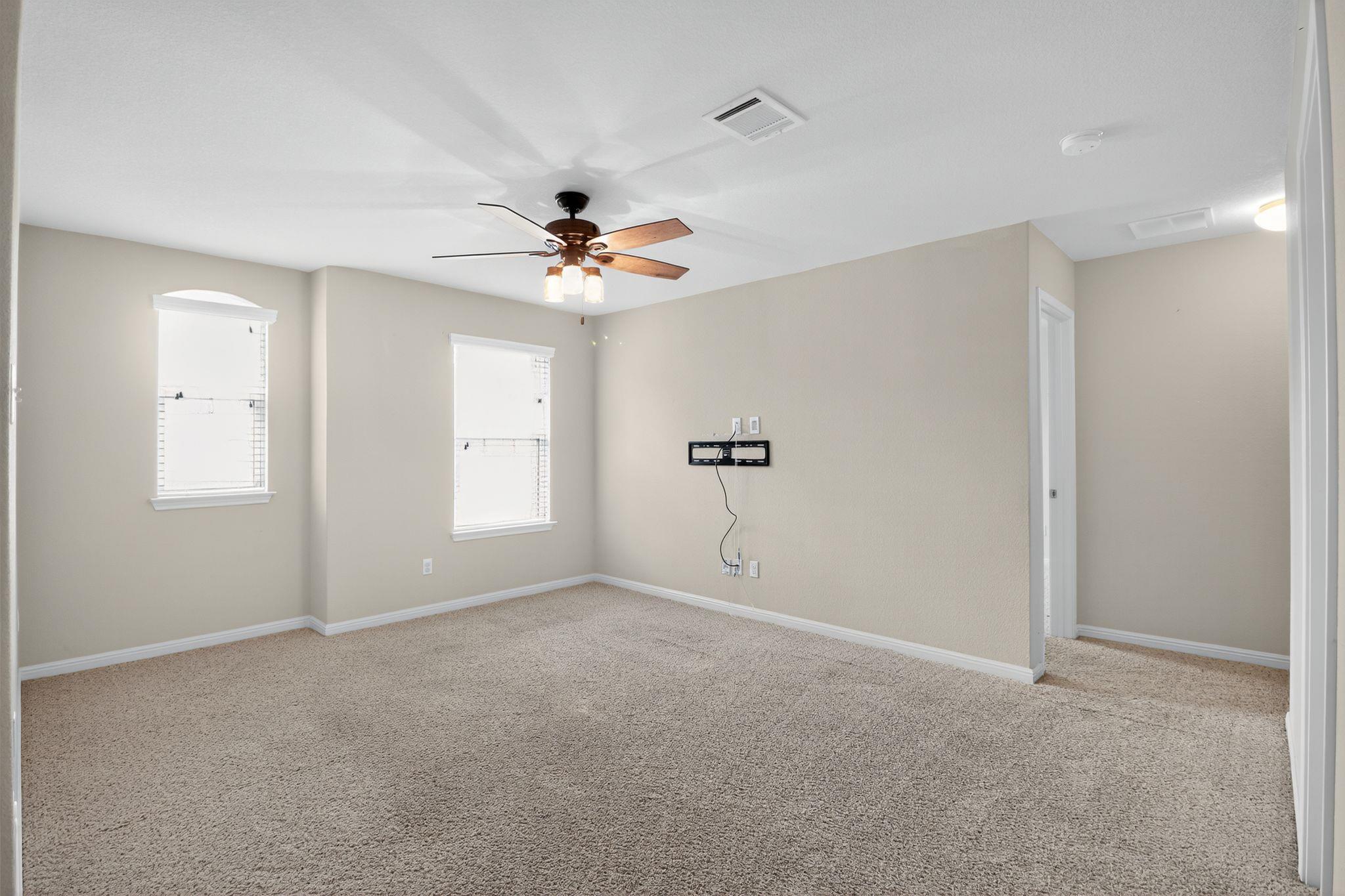 779 Hometown Pkwy, Kyle, TX 78640