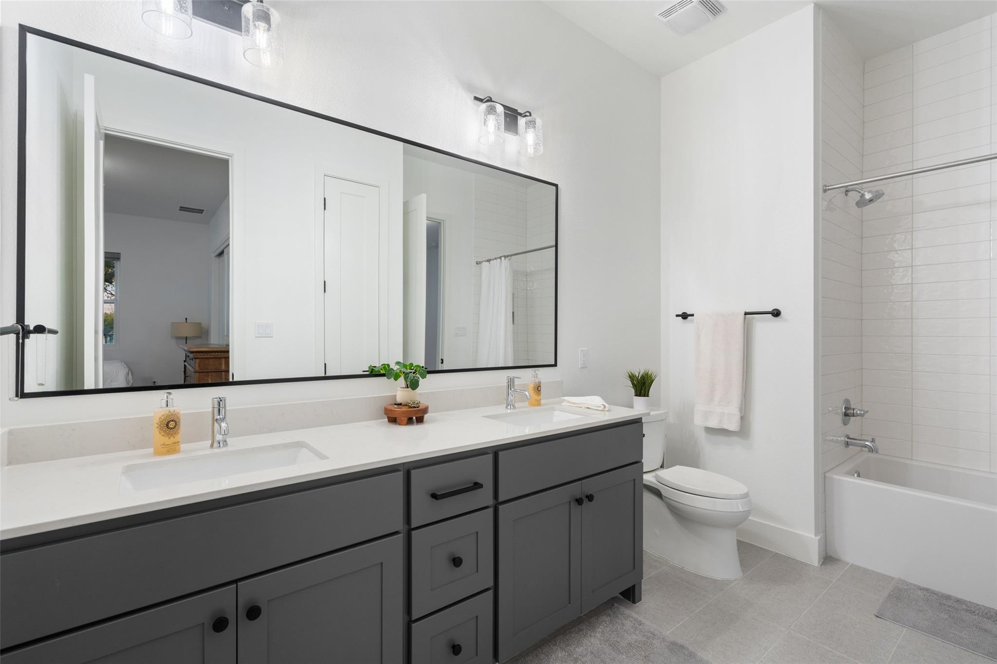 325 Stockman Dr, Dripping Springs, TX 78620
