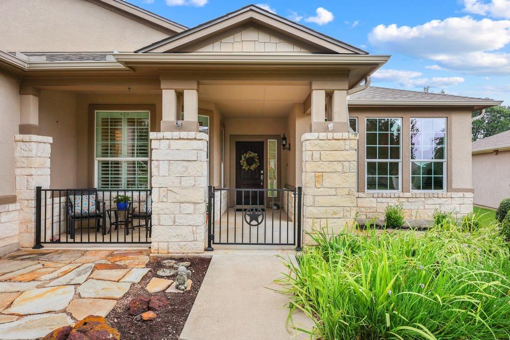 310 Pipe Creek Ln, Georgetown, TX 78633