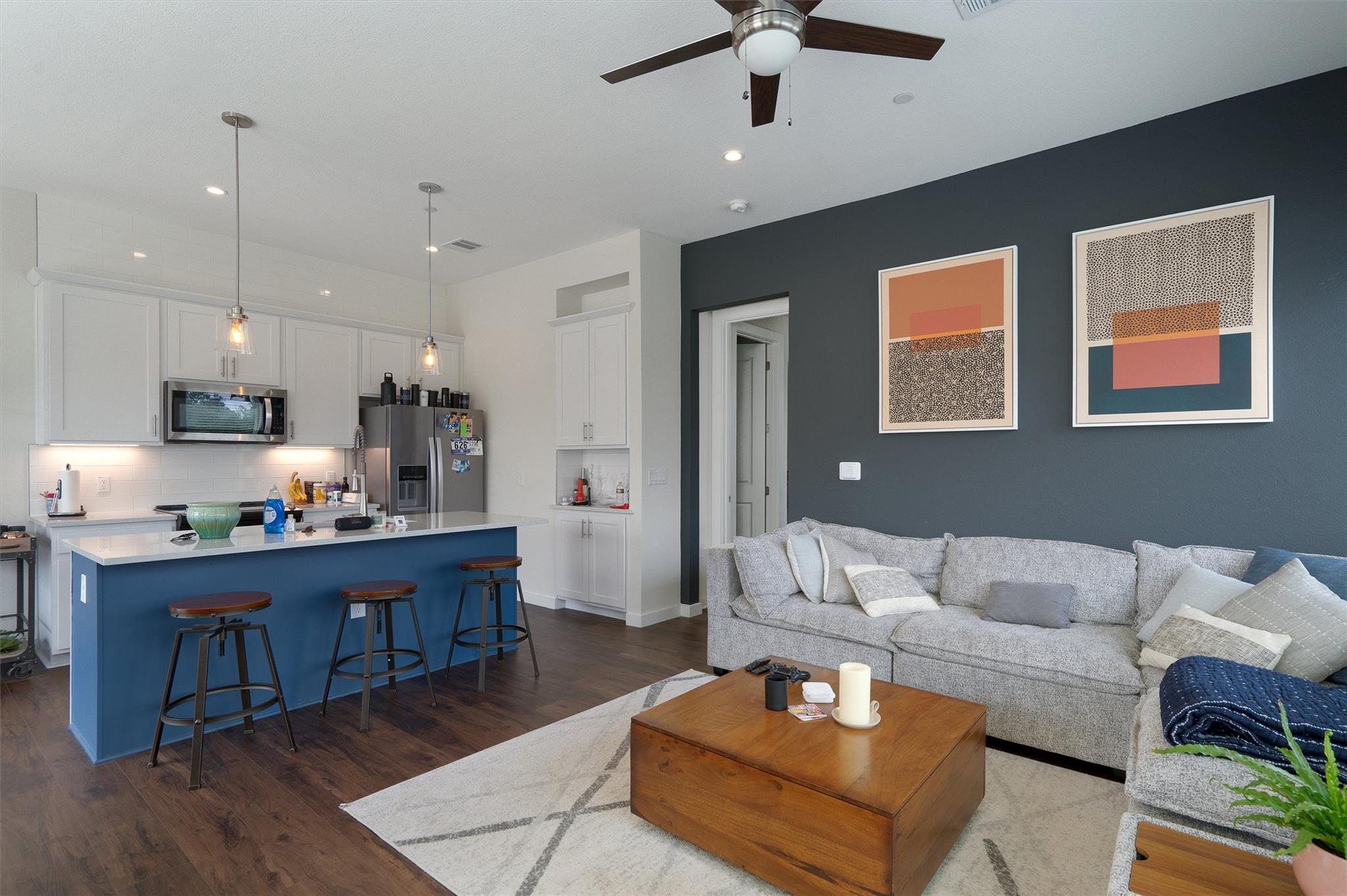 12001 Vista Parke Dr # 406, Austin, TX 78726