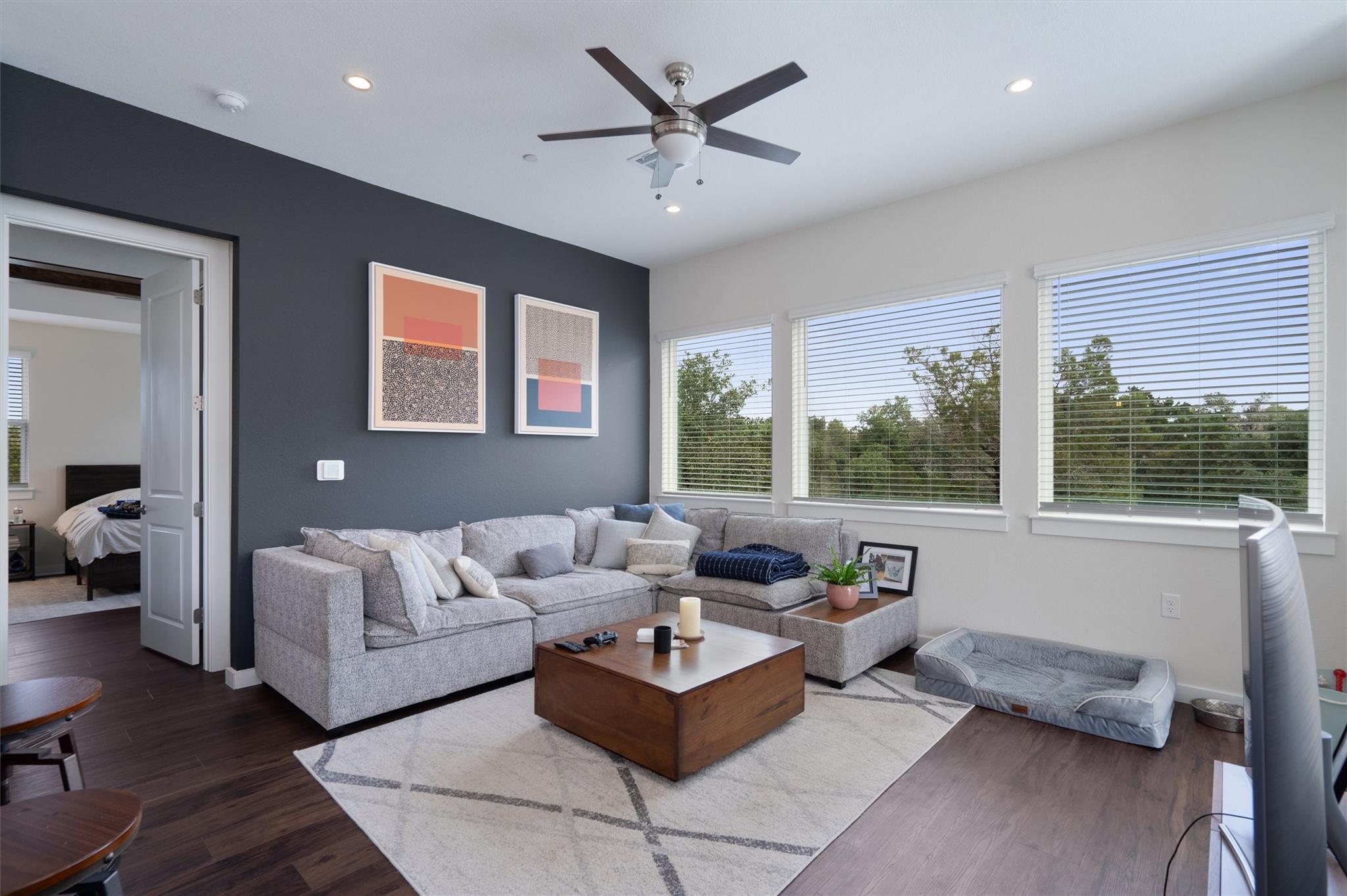 12001 Vista Parke Dr # 406, Austin, TX 78726