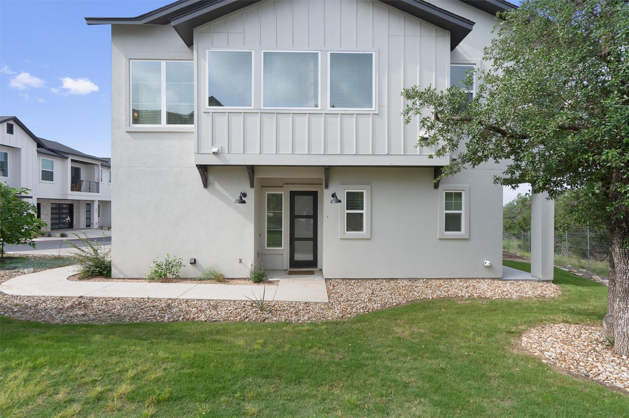 12001 Vista Parke Dr # 406, Austin, TX 78726