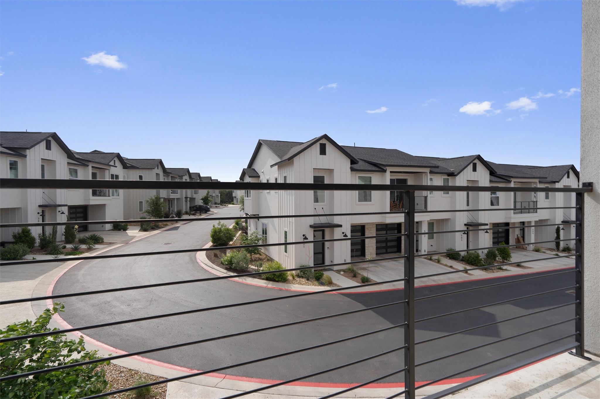 12001 Vista Parke Dr # 406, Austin, TX 78726