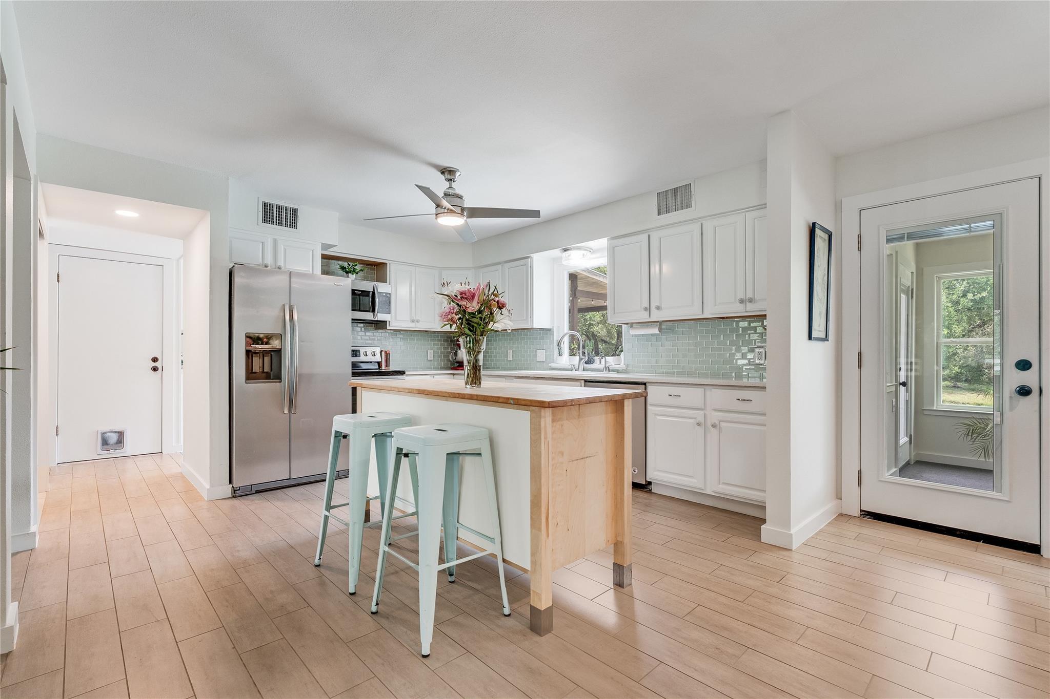 10133 Oliver Dr, Austin, TX 78737