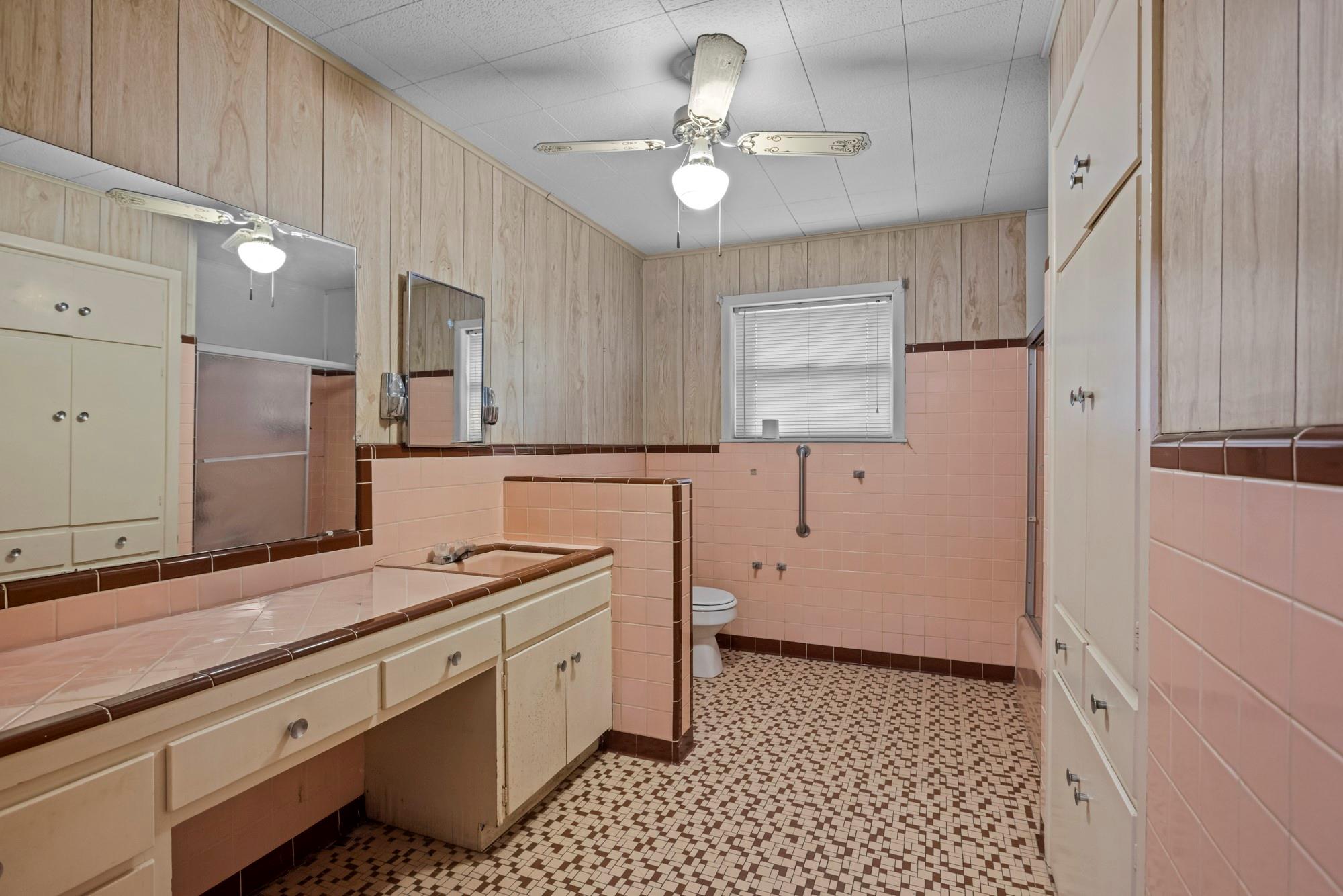 1213 Norbert St, Marlin, TX 76661