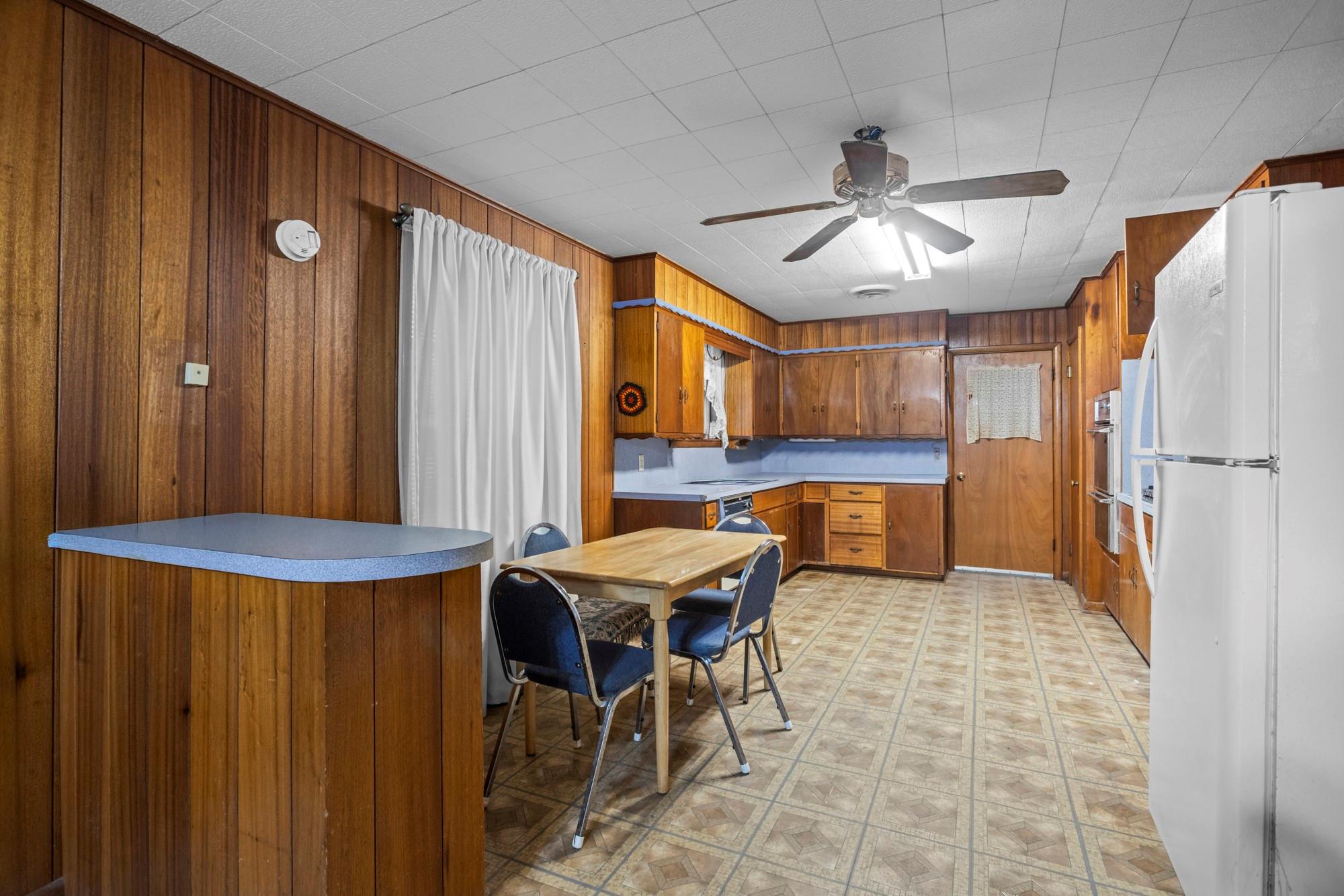 1213 Norbert St, Marlin, TX 76661