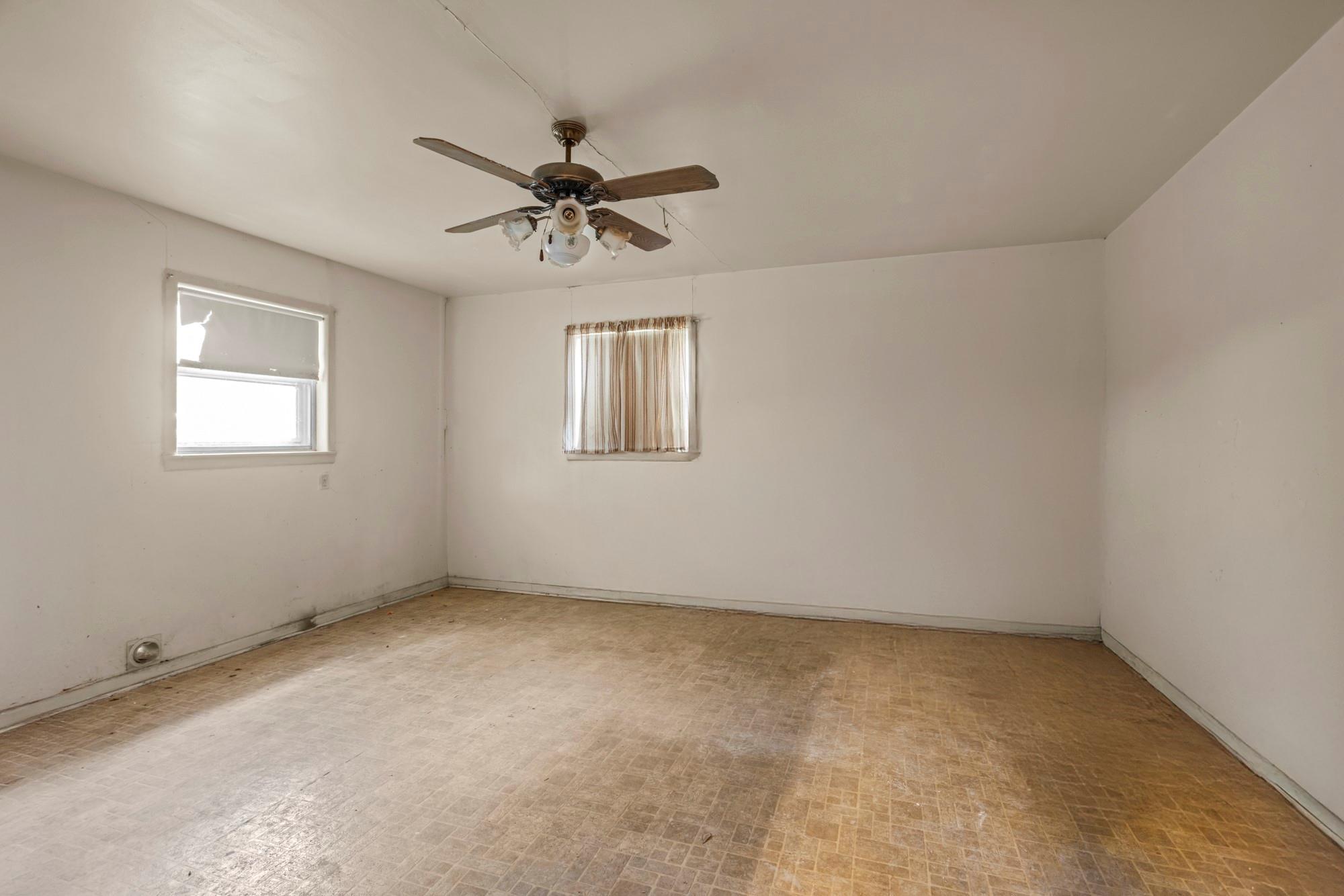 1213 Norbert St, Marlin, TX 76661