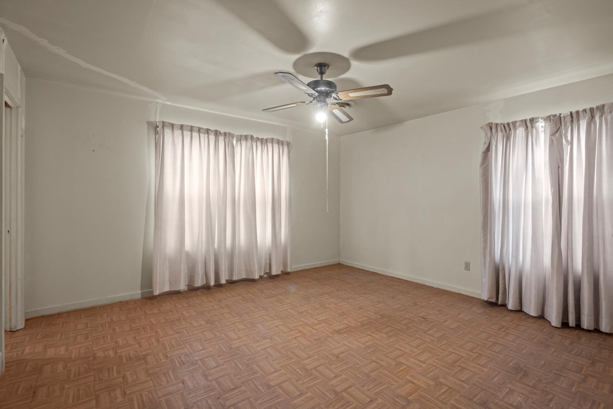 1213 Norbert St, Marlin, TX 76661
