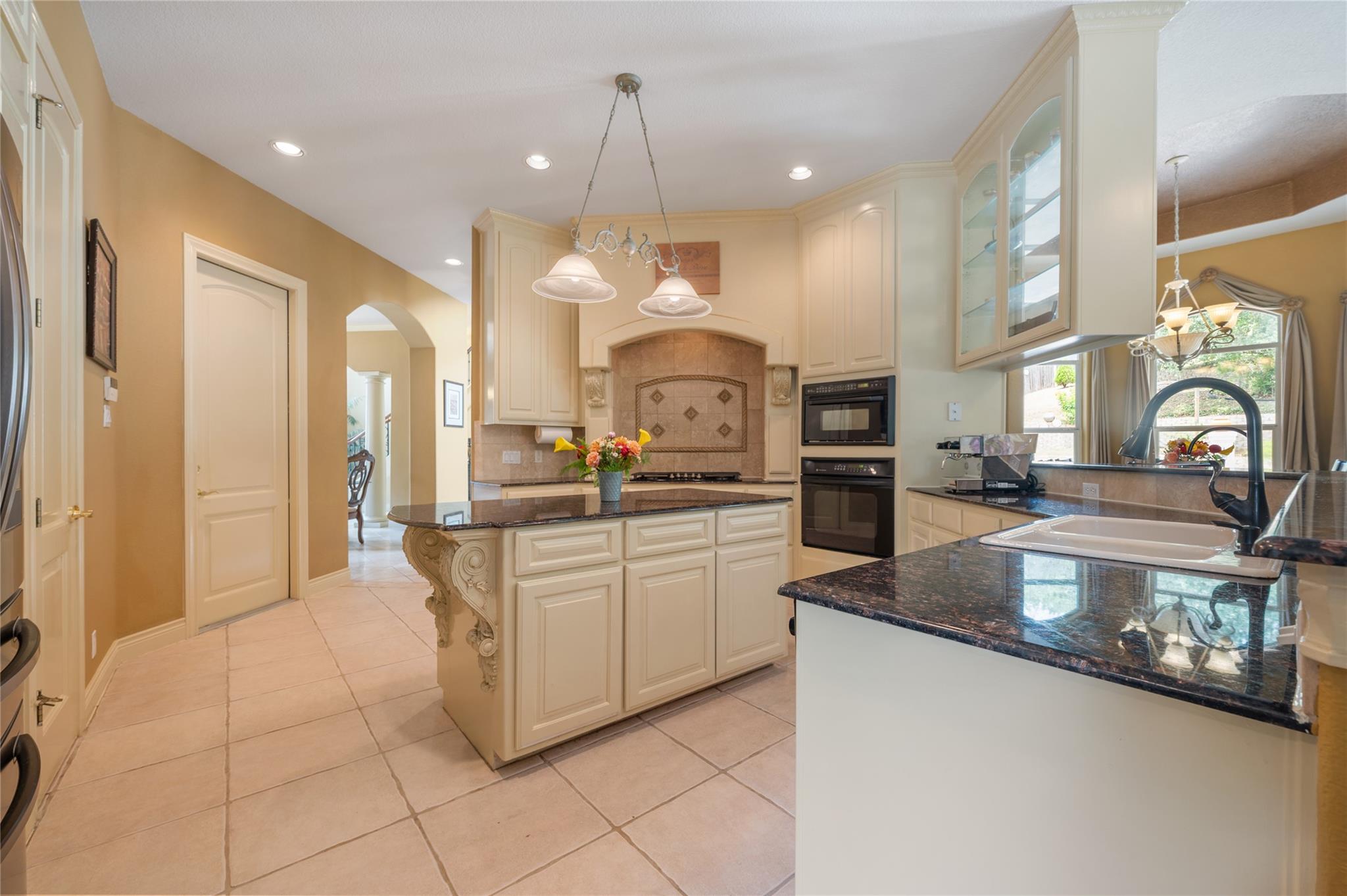 10912 Centennial Trl, Austin, TX 78726