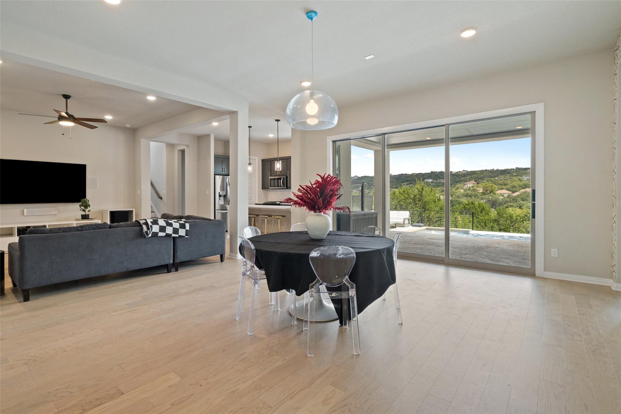 2220 Normandy Vw, Leander, TX 78641