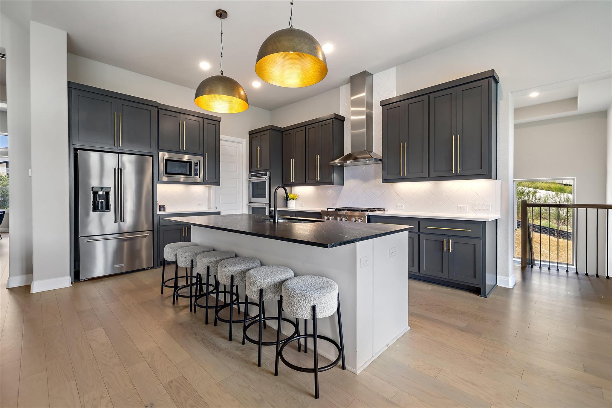 2220 Normandy Vw, Leander, TX 78641