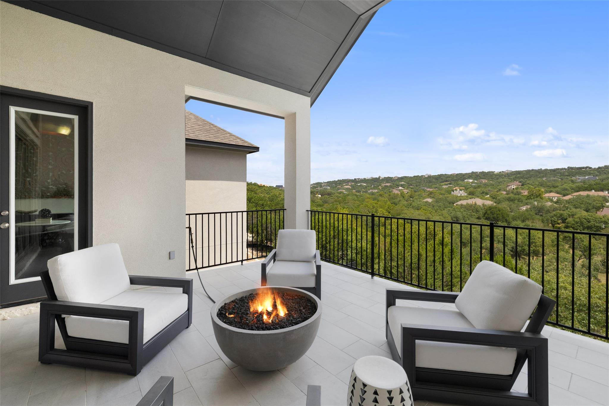 2220 Normandy Vw, Leander, TX 78641