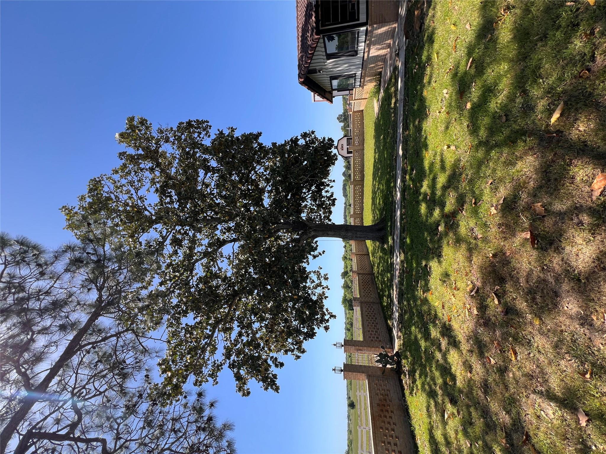 2502 Highway 304, Smithville, TX 78957