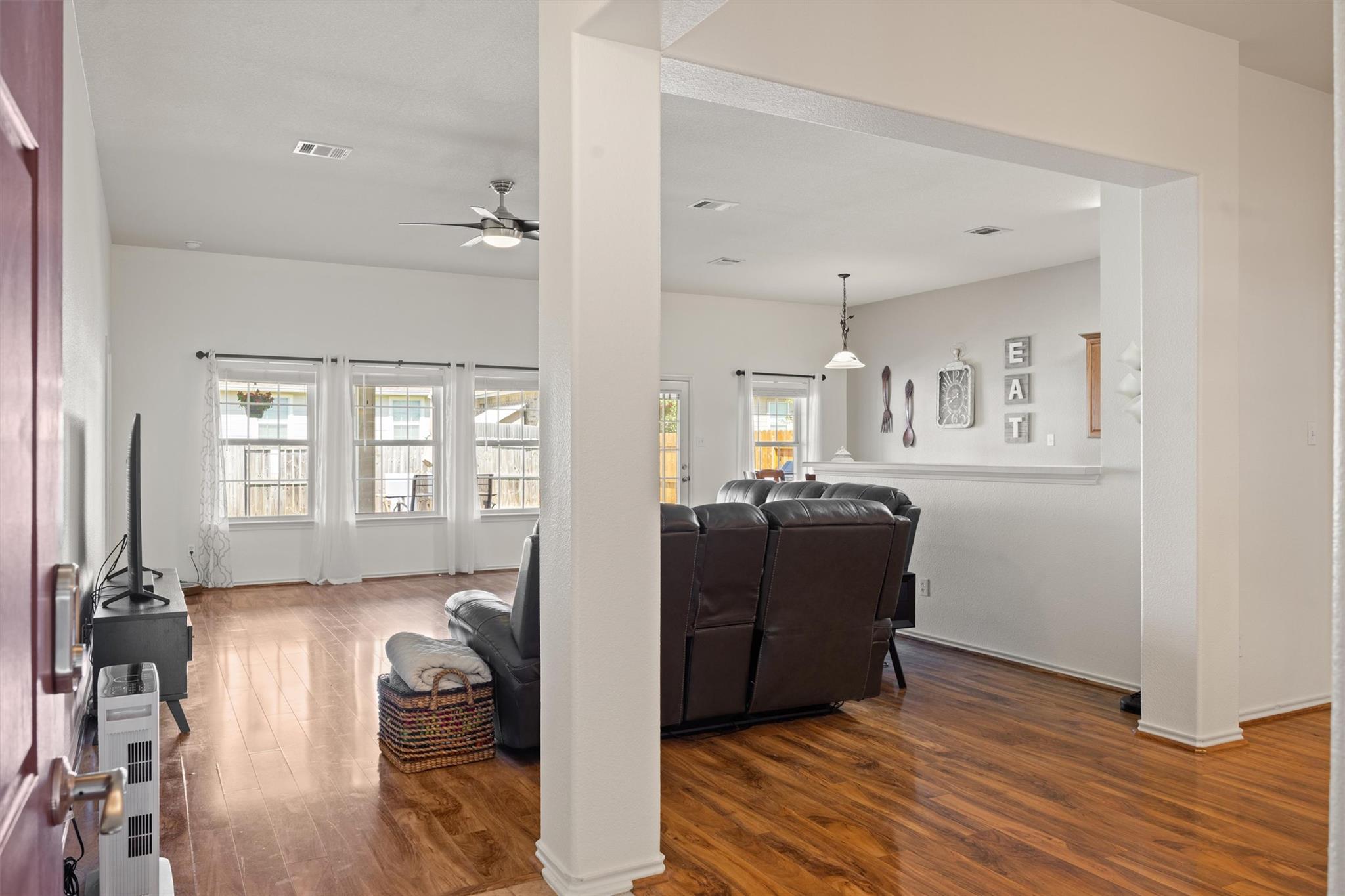 880 Bottle Brush Dr, Kyle, TX 78640