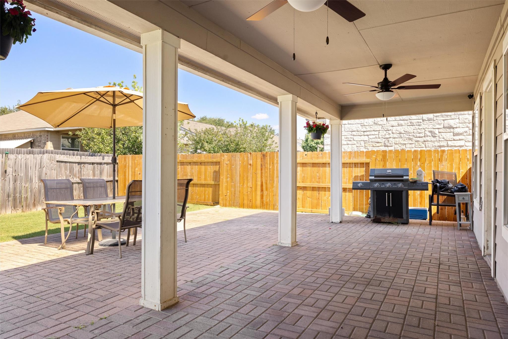 880 Bottle Brush Dr, Kyle, TX 78640