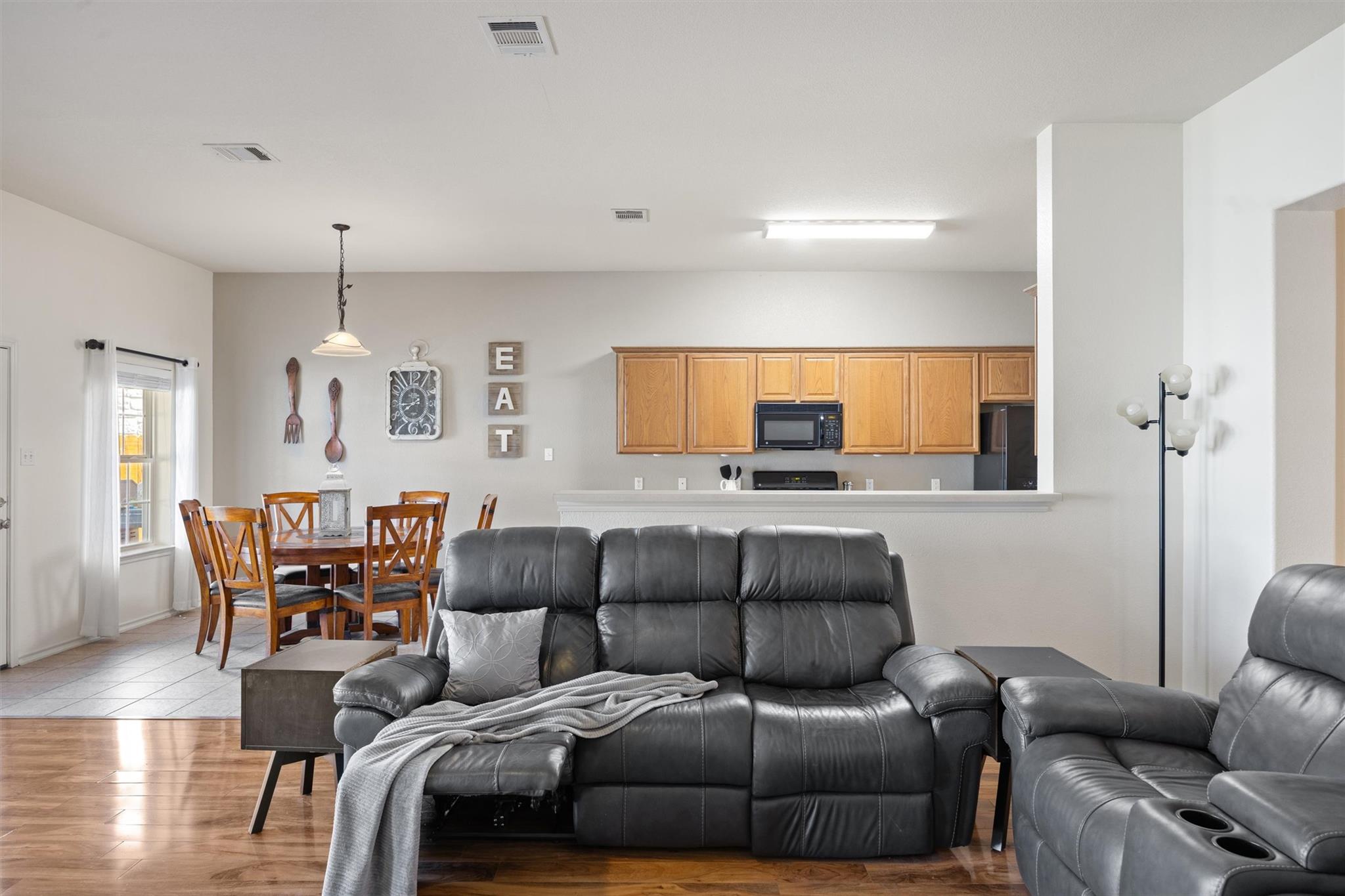 880 Bottle Brush Dr, Kyle, TX 78640