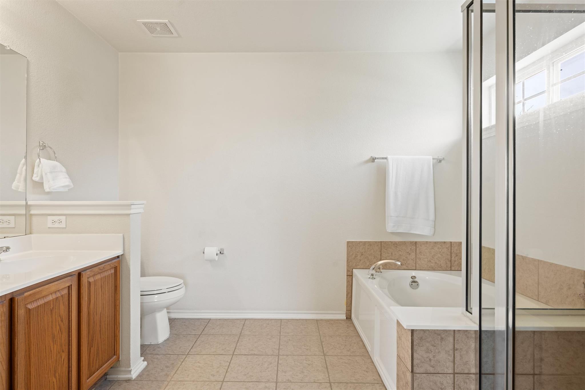 880 Bottle Brush Dr, Kyle, TX 78640