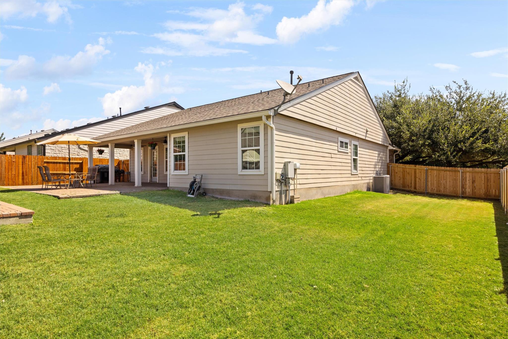 880 Bottle Brush Dr, Kyle, TX 78640