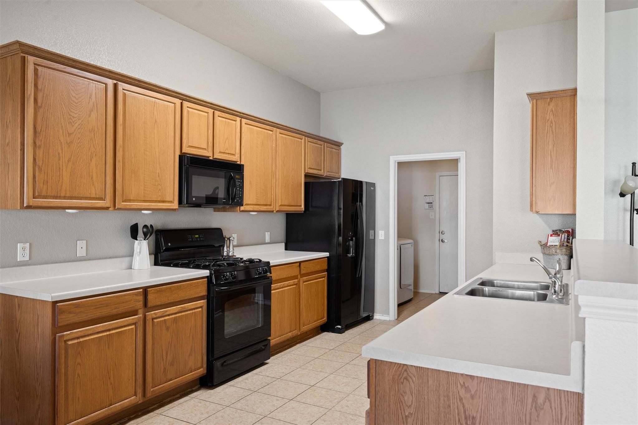 880 Bottle Brush Dr, Kyle, TX 78640