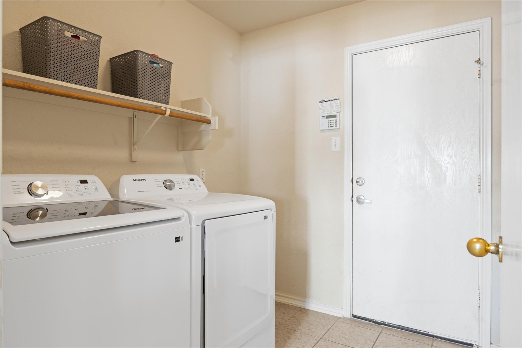 880 Bottle Brush Dr, Kyle, TX 78640