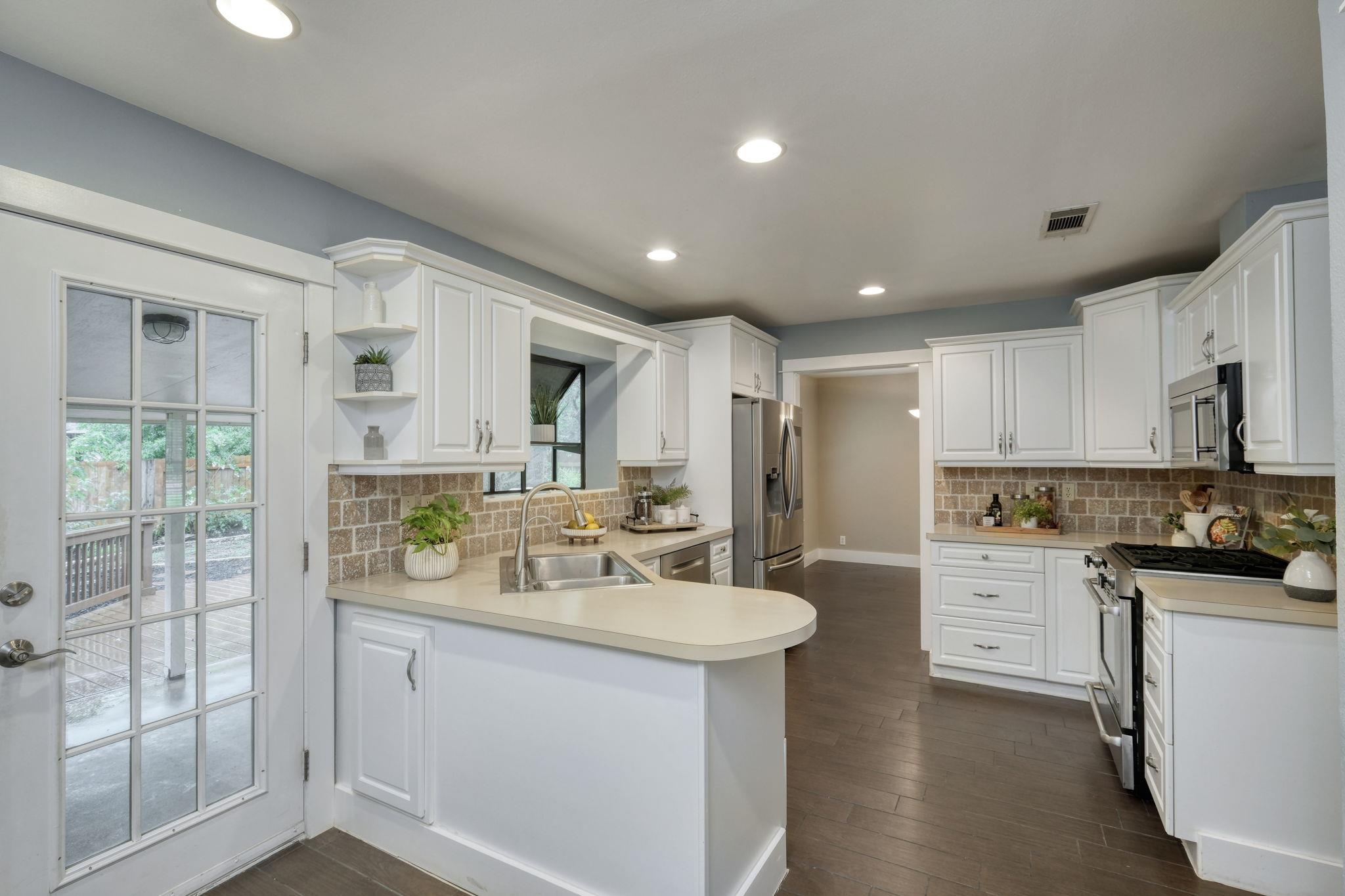 6705 Manzanita St, Austin, TX 78759