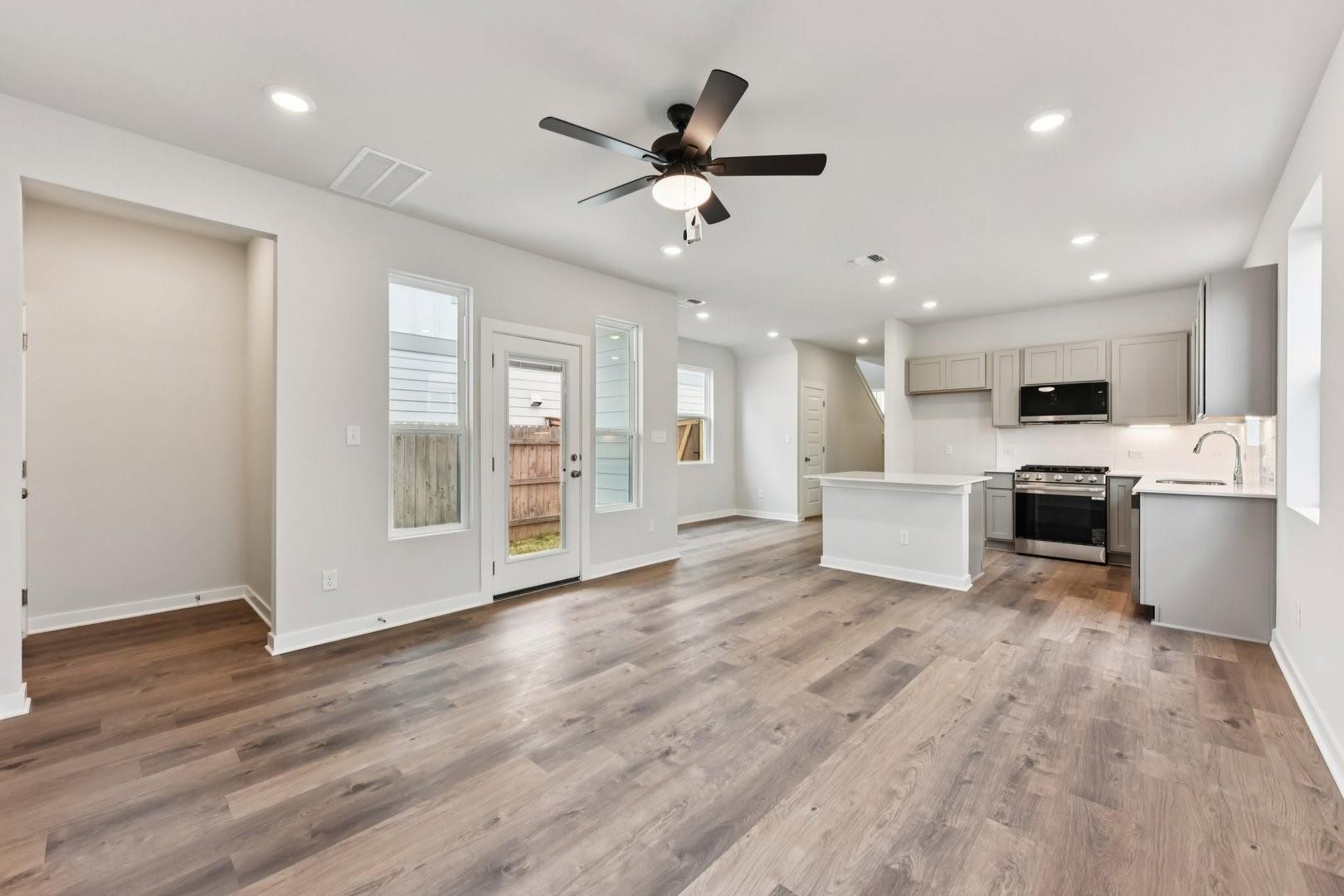 2223 Oscar Eli Way, Round Rock, TX 78665