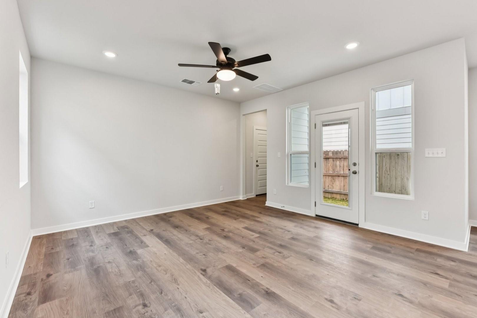 2223 Oscar Eli Way, Round Rock, TX 78665