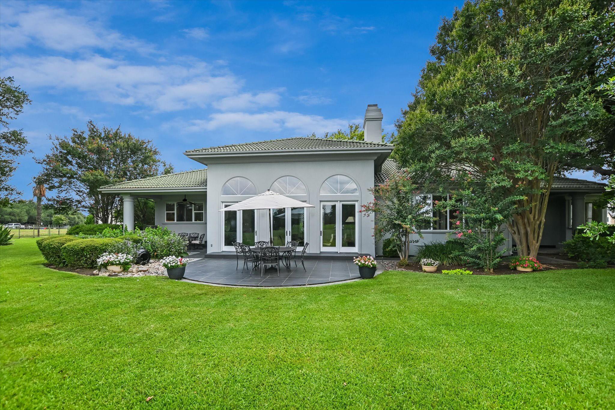 26308 Masters Pkwy, Spicewood, TX 78669