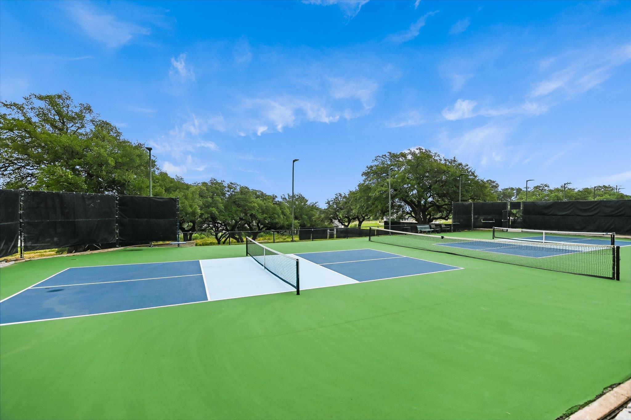 26308 Masters Pkwy, Spicewood, TX 78669