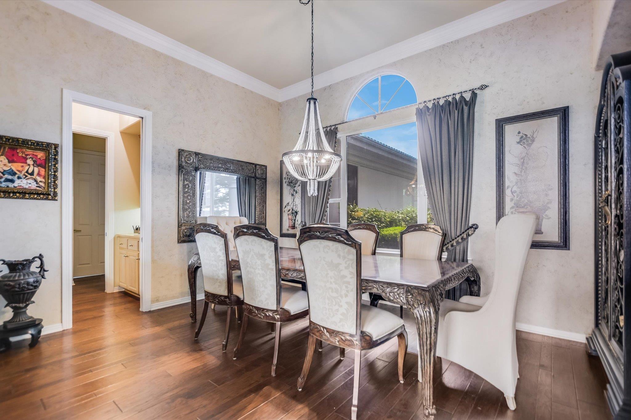 26308 Masters Pkwy, Spicewood, TX 78669