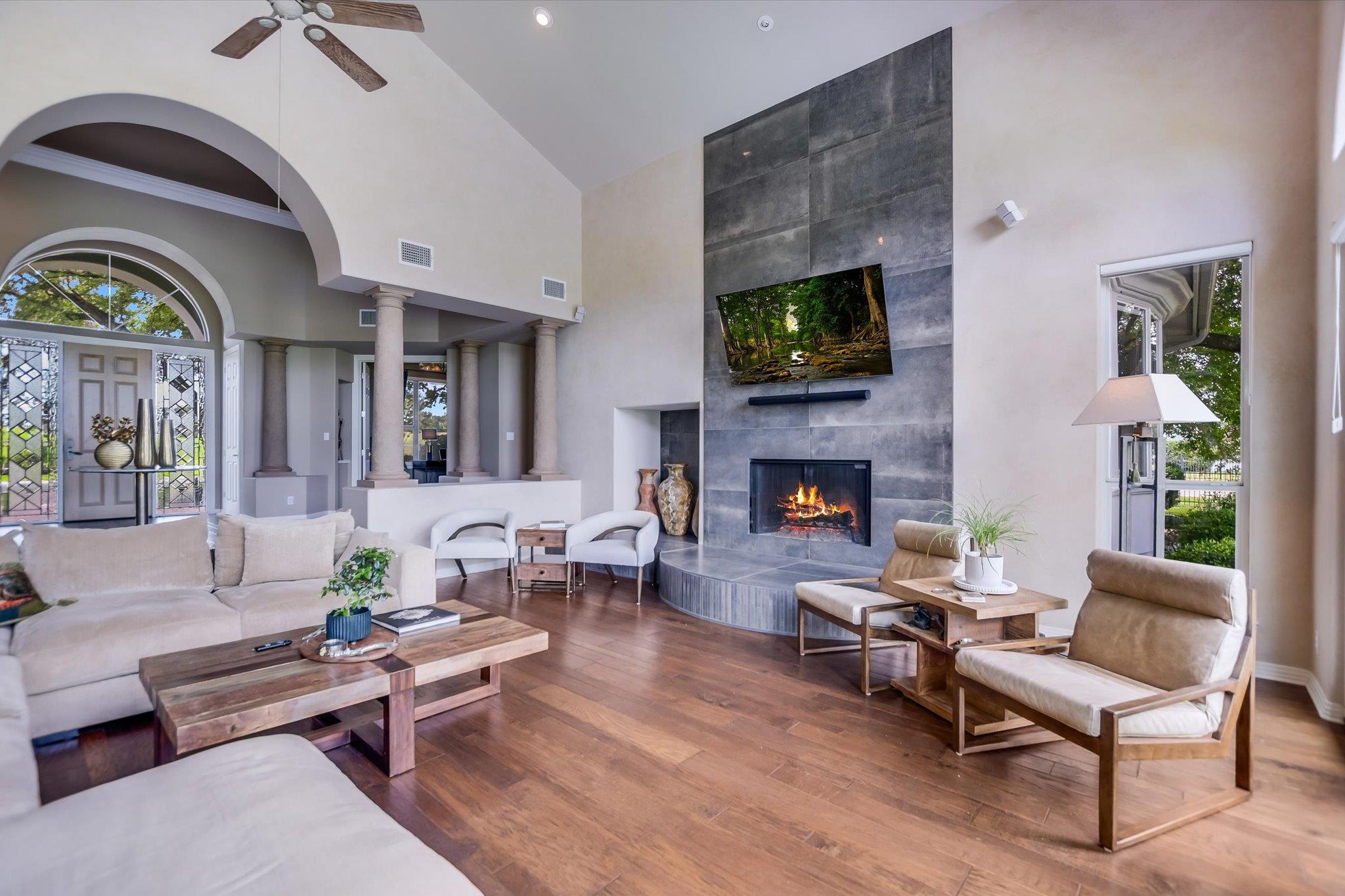 26308 Masters Pkwy, Spicewood, TX 78669