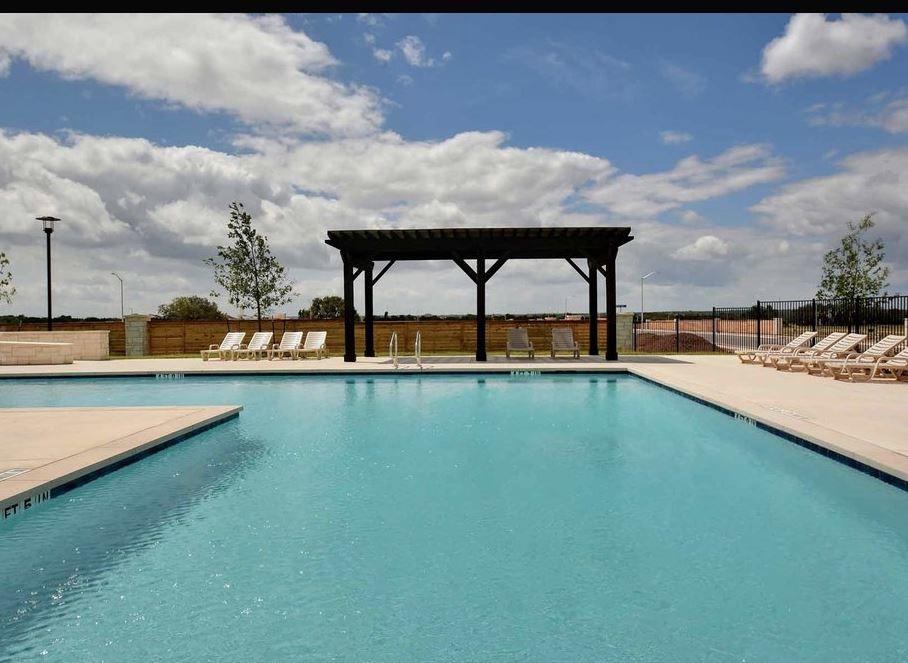 100 Constitution St, Liberty Hill, TX 78642