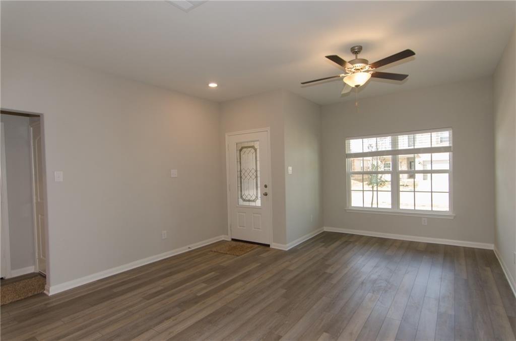 100 Constitution St, Liberty Hill, TX 78642