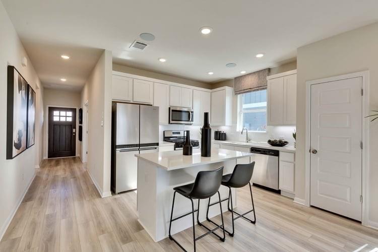 2420 Ekvall Dr, Round Rock, TX 78665