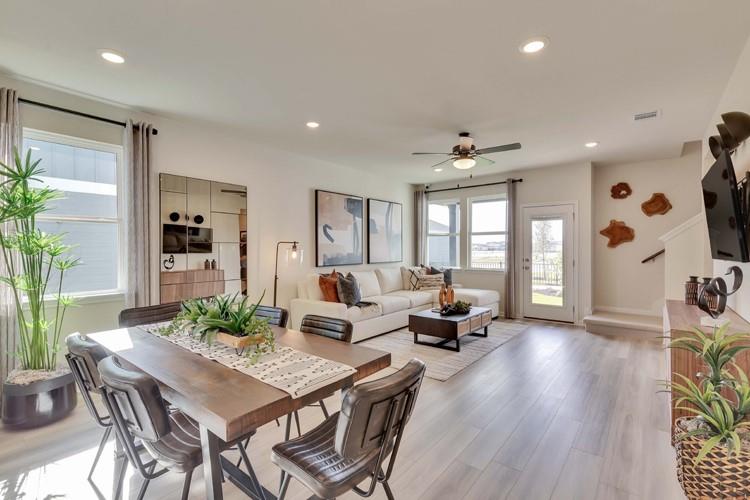 2420 Ekvall Dr, Round Rock, TX 78665