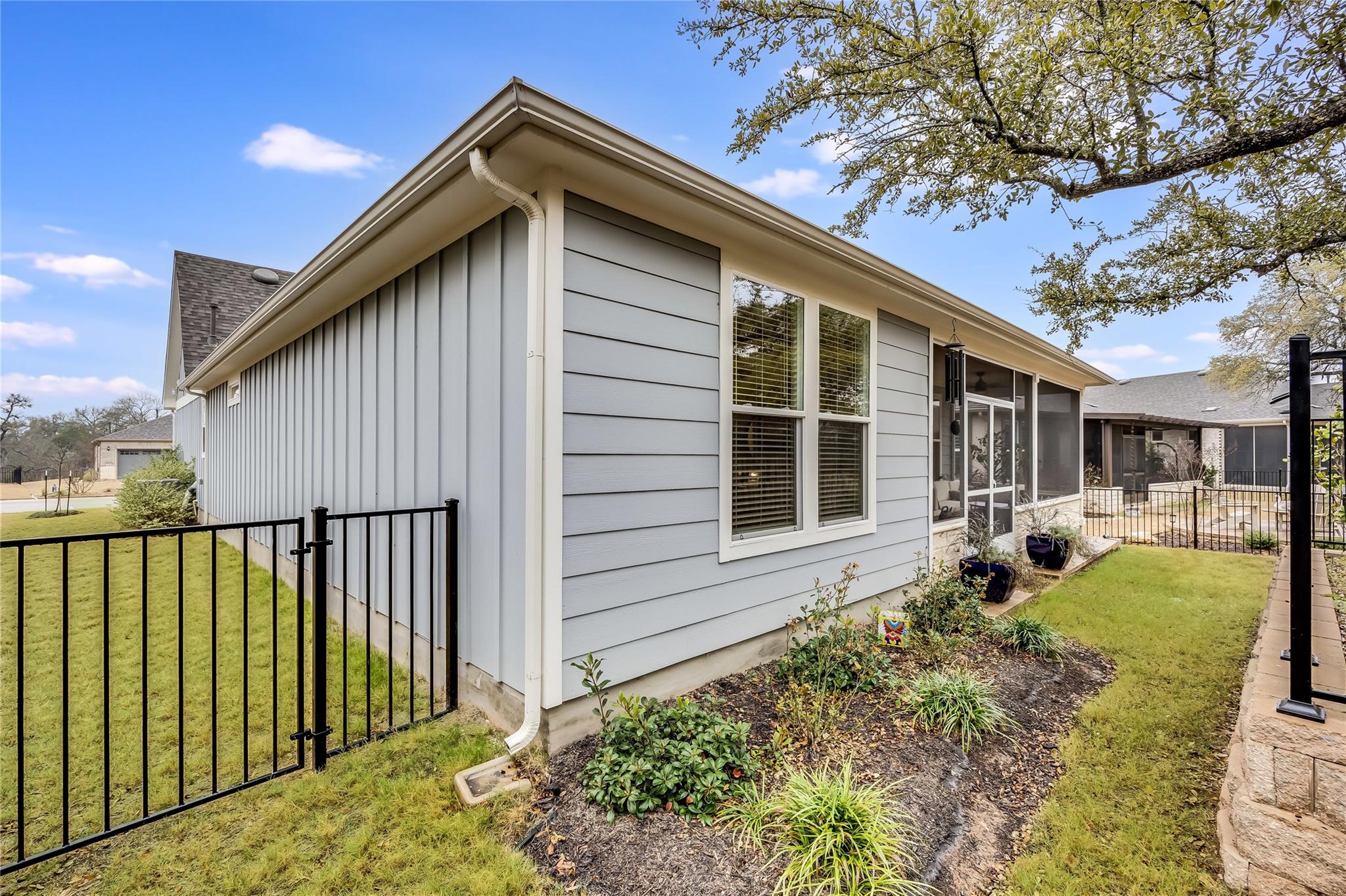 331 Kitty Hawk Rd, Georgetown, TX 78633