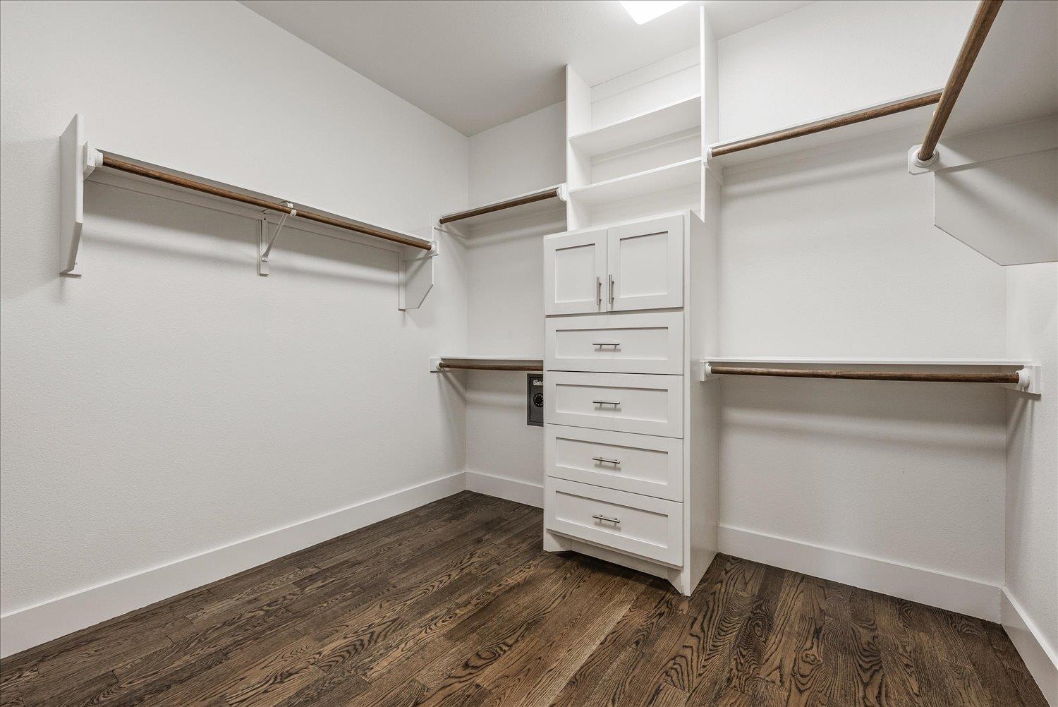 2606 W 49th St, Austin, TX 78731