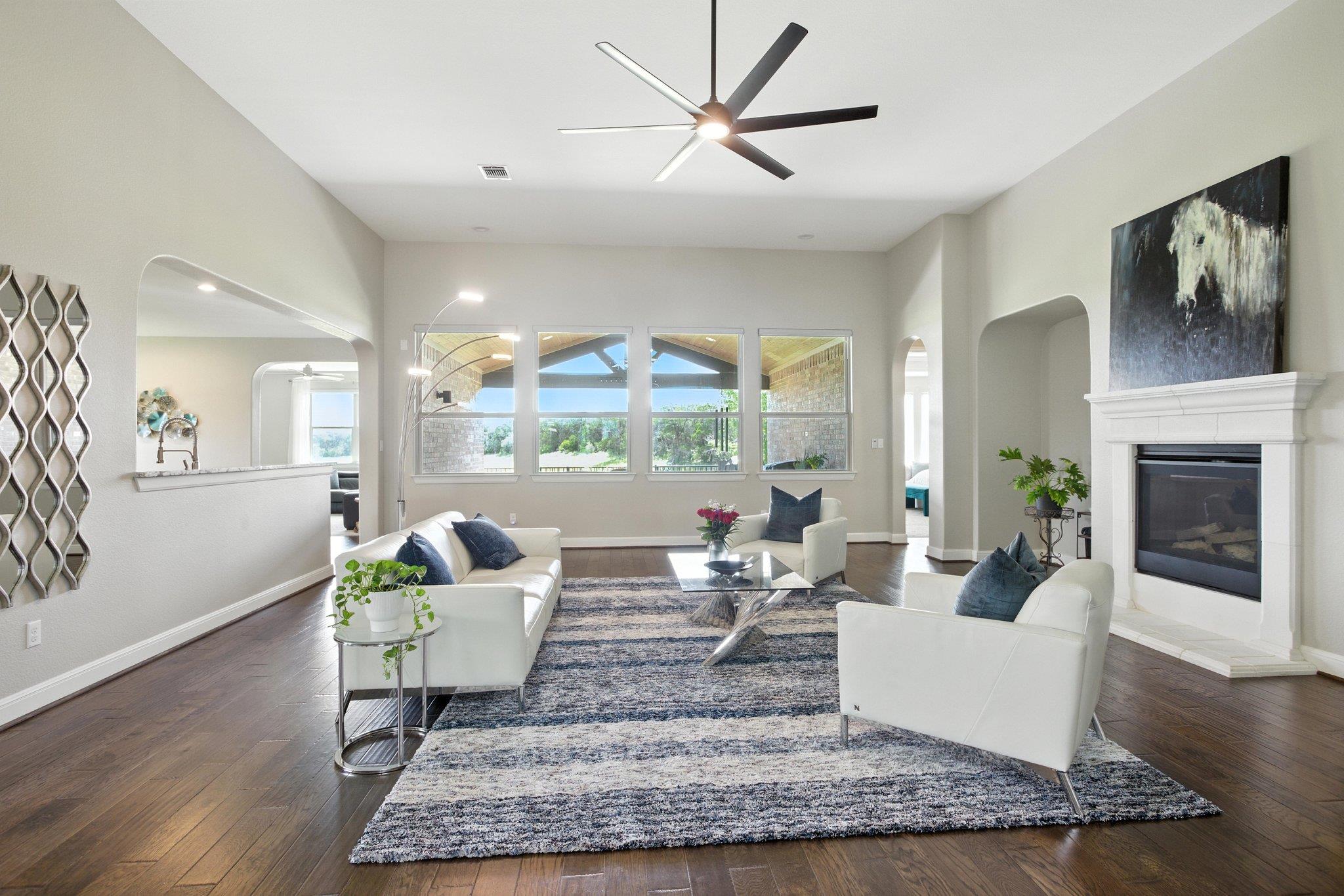 135 Clearwater Way, Kyle, TX 78640