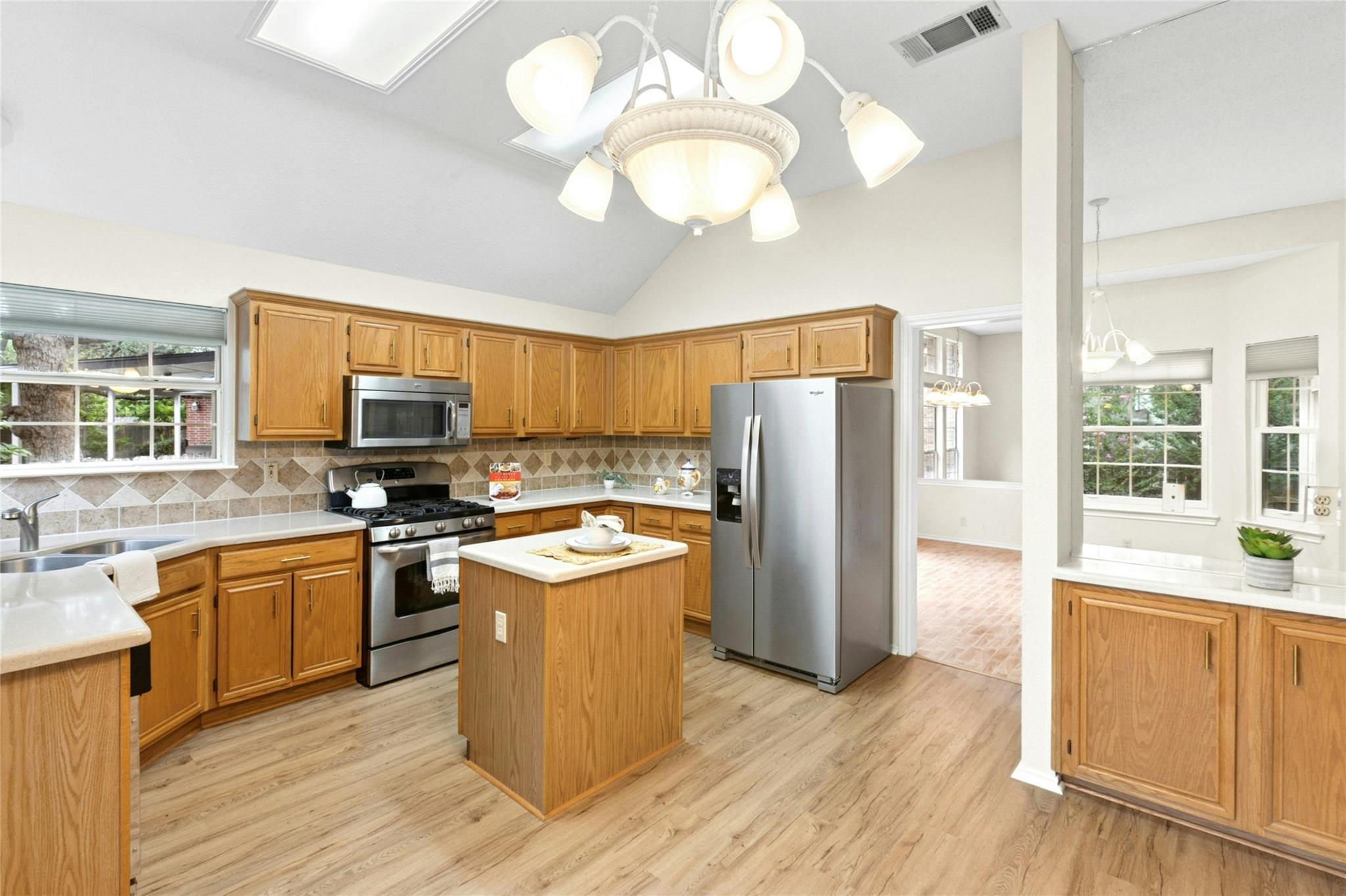 1212 Dove Cir, Cedar Park, TX 78613