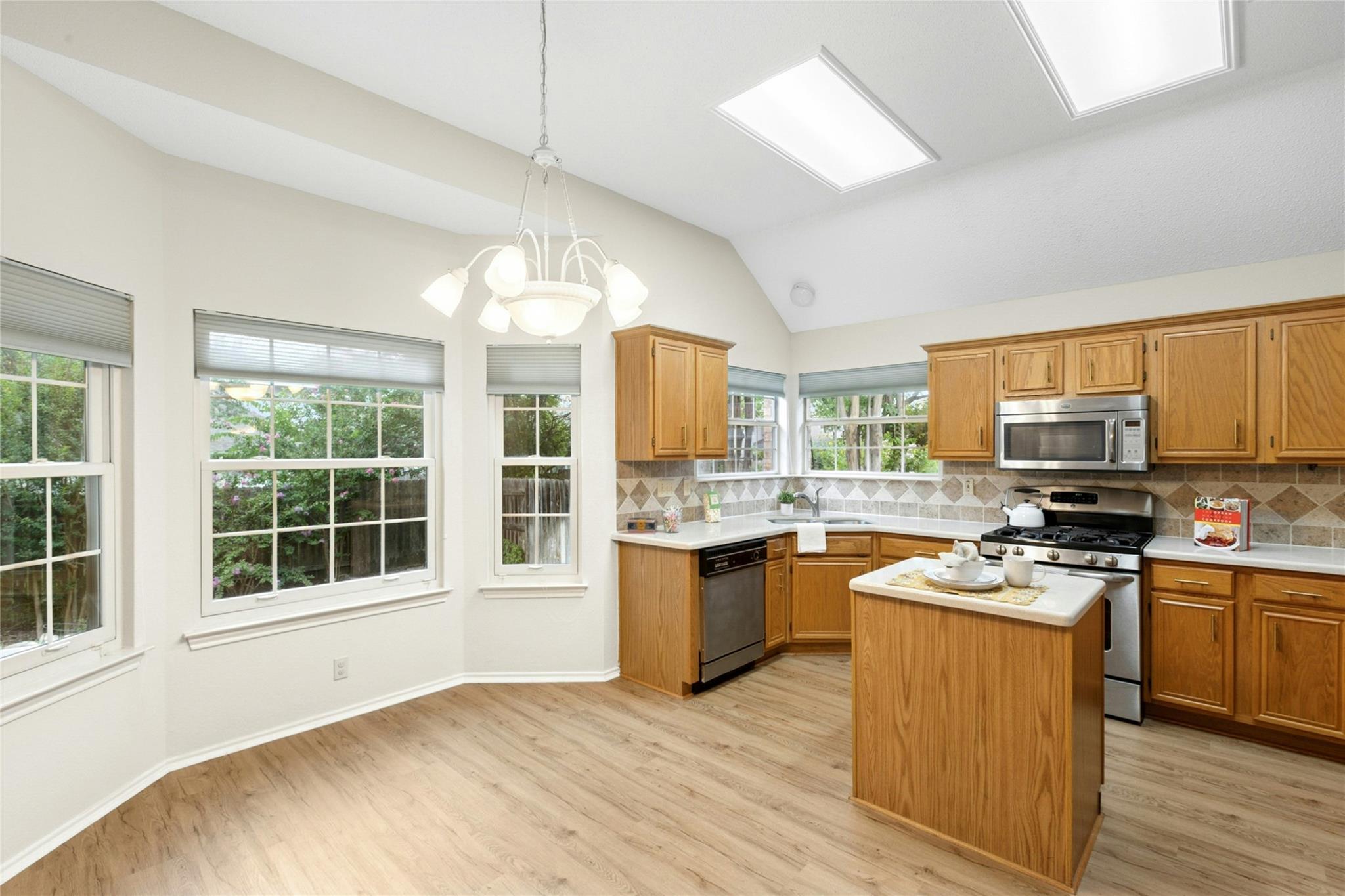 1212 Dove Cir, Cedar Park, TX 78613
