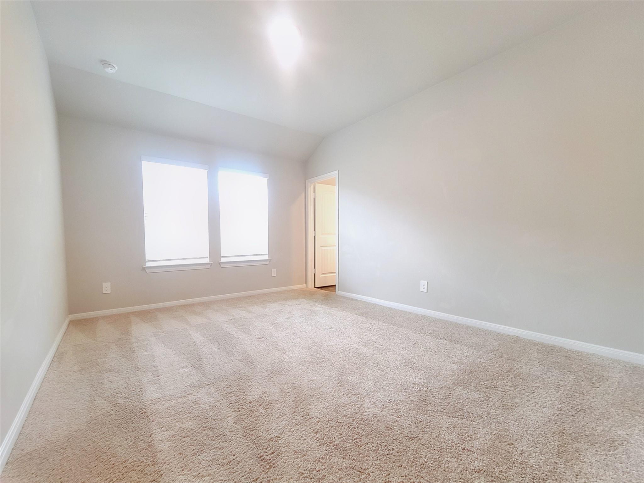125 Solitude Dr, San Marcos, TX 78666
