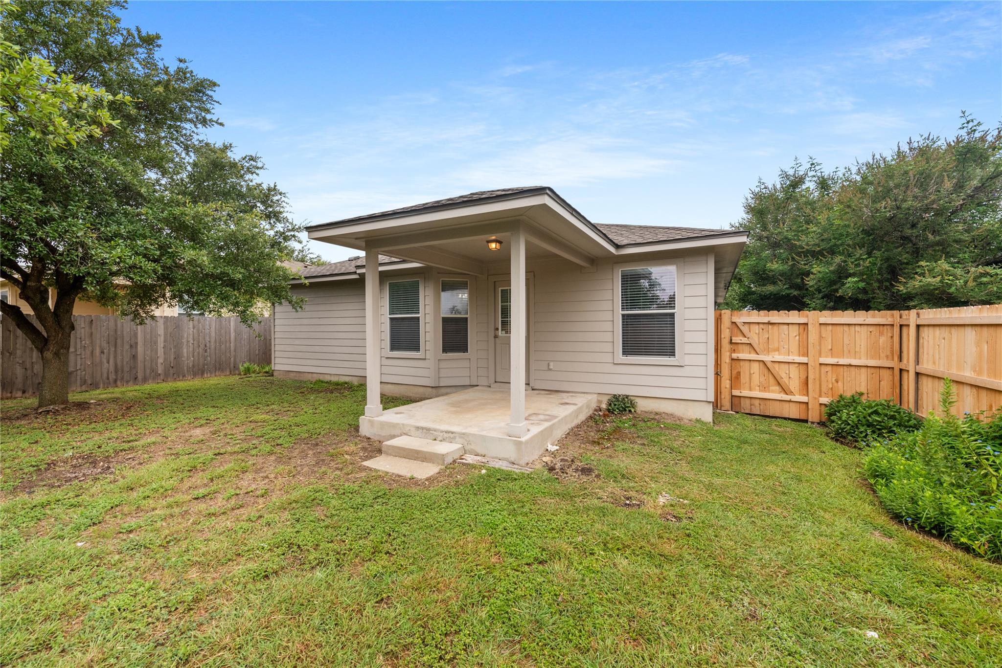 237 Baldwin St, Hutto, TX 78634
