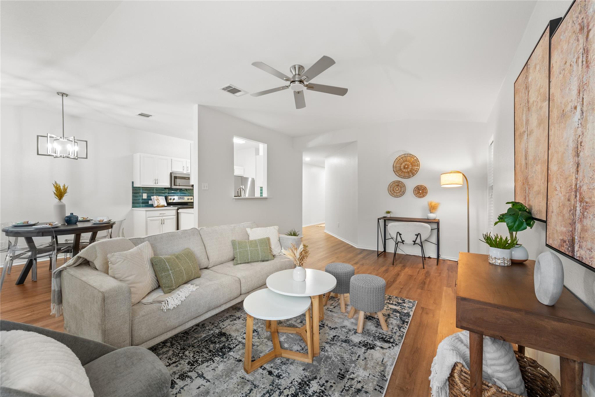 237 Baldwin St, Hutto, TX 78634