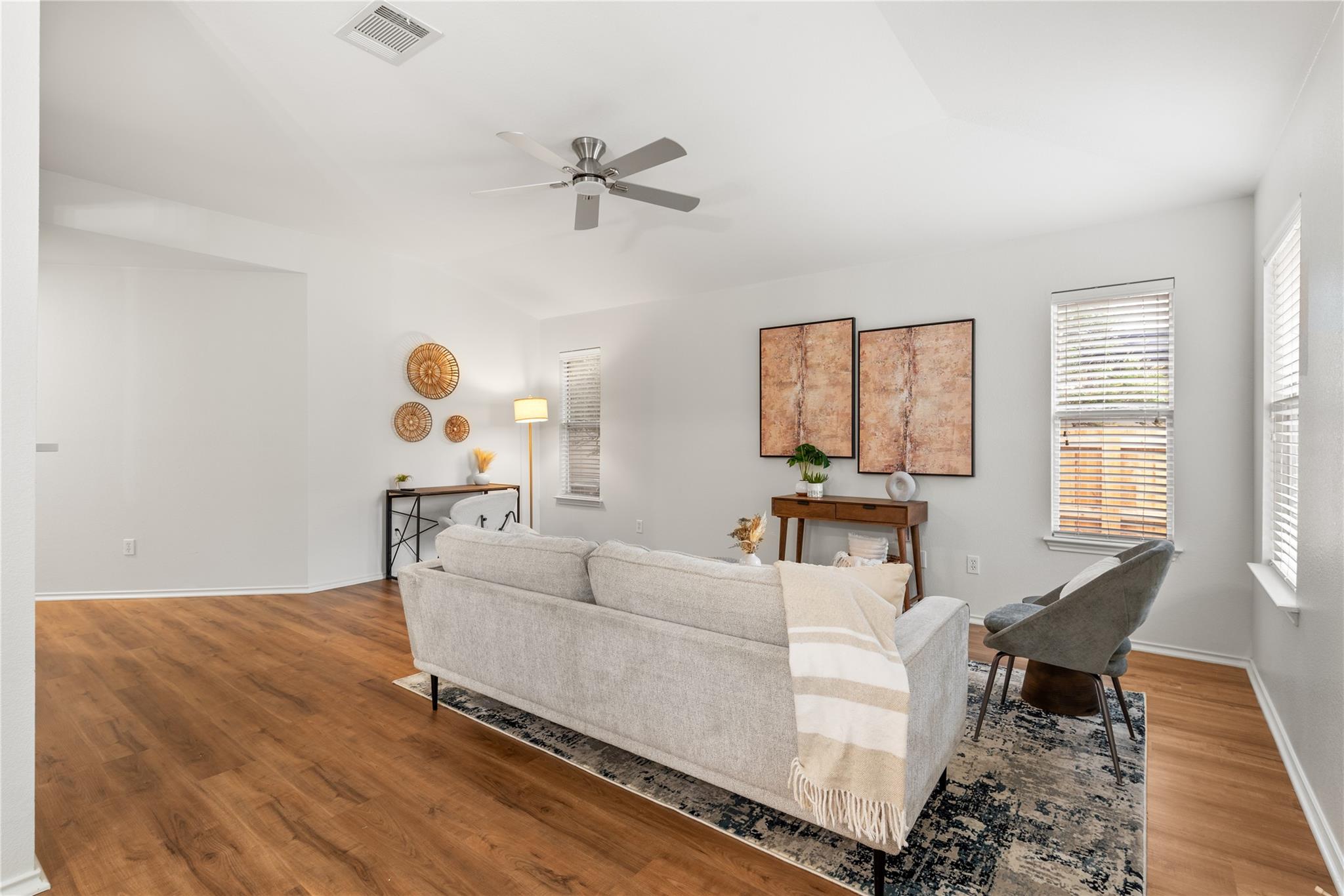 237 Baldwin St, Hutto, TX 78634