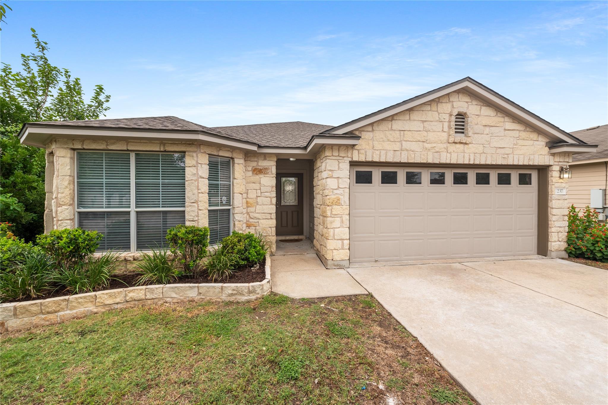 237 Baldwin St, Hutto, TX 78634