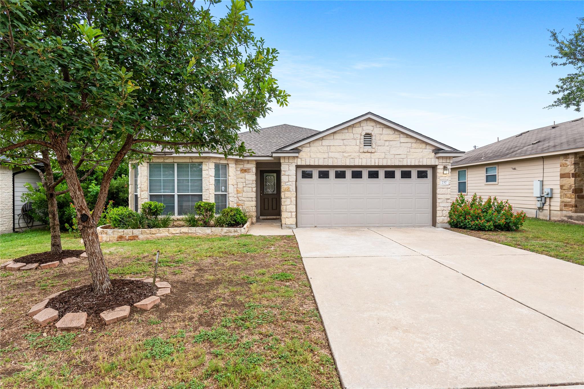237 Baldwin St, Hutto, TX 78634